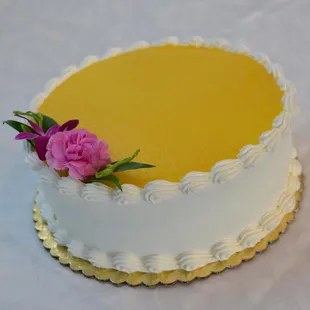 9&quot; round Pineapple Delight cake