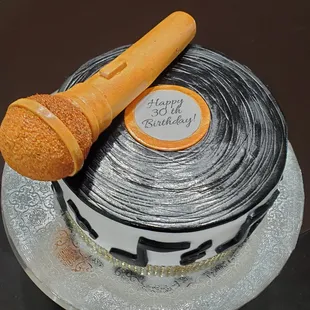 DJ's cake