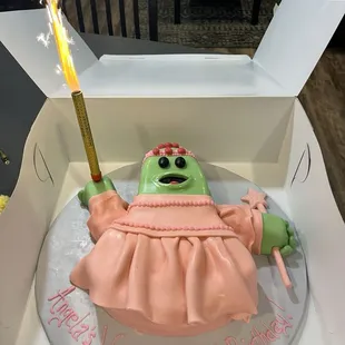 Nanalan Mona Cake