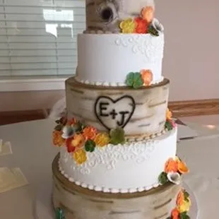 a three tiered wedding cake
