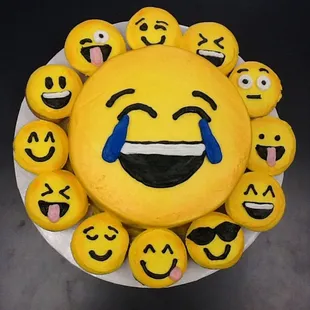 a smiley face cake