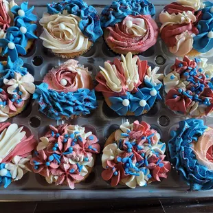 Vintage style 4th of July Cupcakes