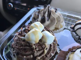 Mmmm Delicious Cupcakes