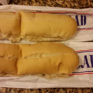 If you are sent here for a loaf of bread. Buy 2 because they are getting everyday. Ridiculous they are still using the old bags.