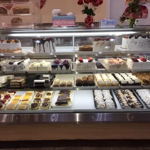All sorts of delicious desserts!!