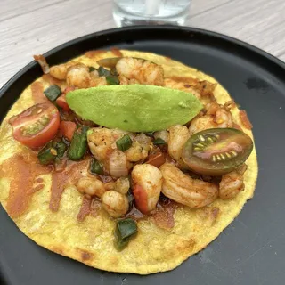 CHILE GUERO & SHRIMP TACO