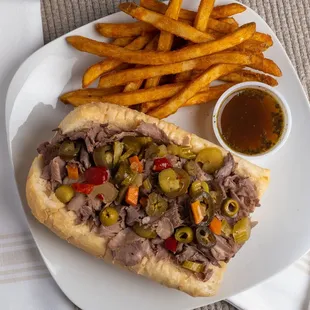 Cal’s Chicago Style Eatery