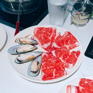 Combo (regular): New Zealand green mussels &amp; Prime beef rib eye / $25.50