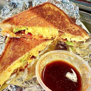 Calabama Breakfast Sando w Bacon