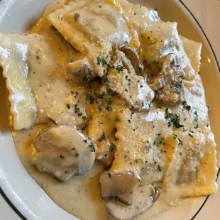 Beef ravioli with mushrooms