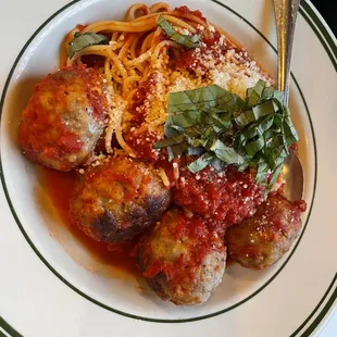 Spaghetti and meatballs