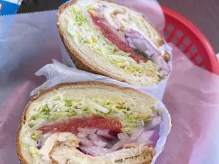 Grand Seven Food Liquor & Deli