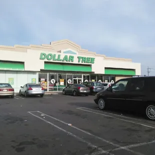Calaveras Square - Dollar Tree