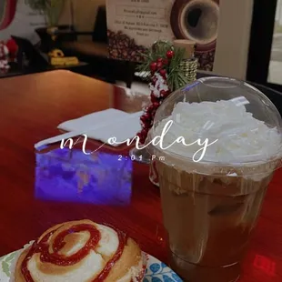 Guava &amp; Cheese muffin + white chocolate Frappuccino