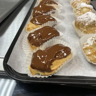 Eclairs