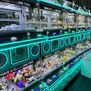 Very cute claw machine place for kids and adults!