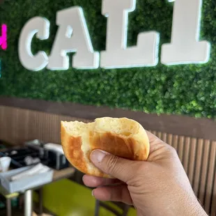 Warm, delicious pan de bono