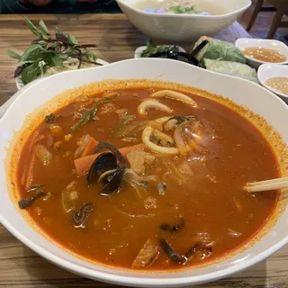 12. Jjam Pho