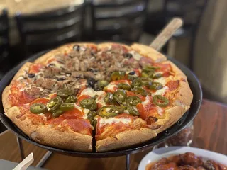 Legends Pizza