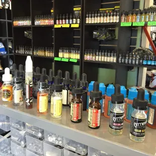 Vape juices and Samples Available at the best Price in Town @calismokeshop
