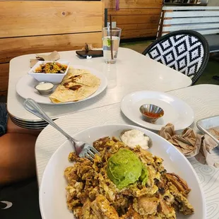 Cali bowl, kids quesadilla