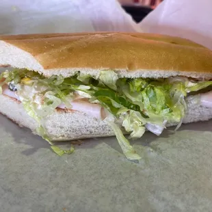 6 inch Turkey sub (no way that&apos;s 6 inches, at least 8) I&apos;d know