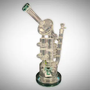 Clover water pipe. Send the smoke on a journey.