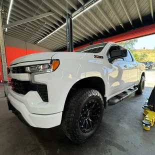 New XM WHEELS and Tires