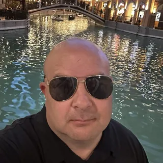 Mike F.