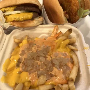 Calidouble Cheeseburger, Crispy Malibu, Cali Style Fries