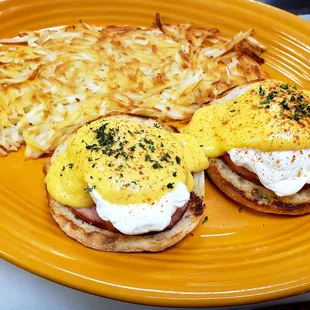 Eggs Benedict / Brunch on the weekends