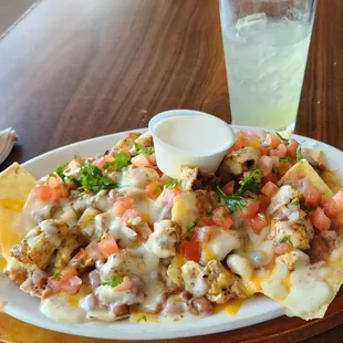 Chicken nachos--loaded and yummy!