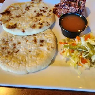 Pupusa platter