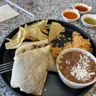 Carnitas burrito