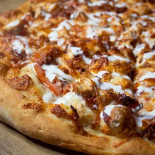 a close up of a pizza