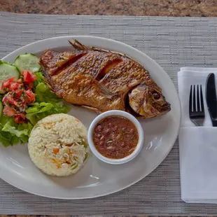 food, grilled fish, fish, seafood, grilled seafood