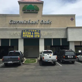 California Boxing and MMA 6422 / Fairoaks CA 95608