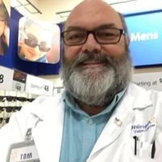 Tom R.
