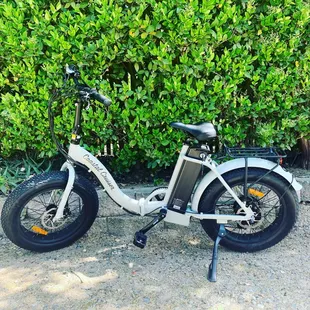 750 watt fat tire step thru fold up ebike