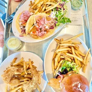 CRISPY FISH SANDWICH