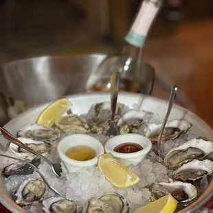 Fresh oysters!! Delightful and sweet!!