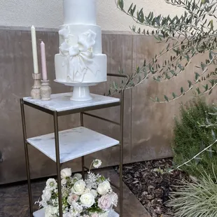 Three tiered cake Hotel Winters