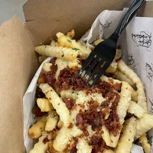 garlic fries with bacon