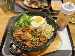 Aloha 21 Hawaiian BBQ