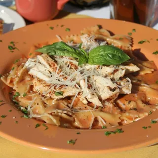 Chef's Favorite Pasta Tray