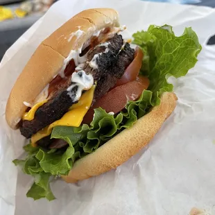 What a picturesque burger!!