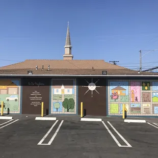 California Heights Market
