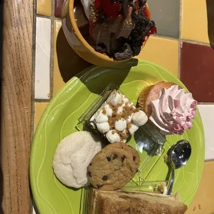 Updated Dec 2024   Yummy soft serve ice cream