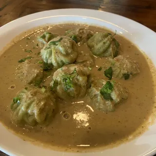 Veg Momo - 10 Pc