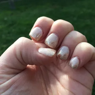 The index fingerlooks uneven and there are large gaps above the cuticle. But the salon fixed my nails two days later for free.
